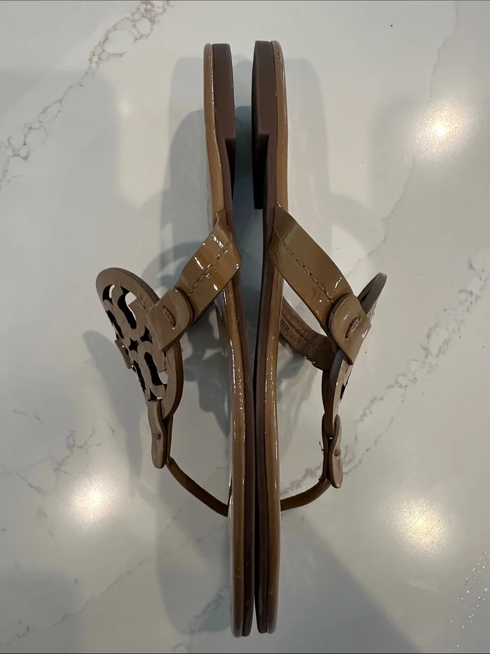 Tory Burch Sand Patent Leather Miller Sandals Size 10